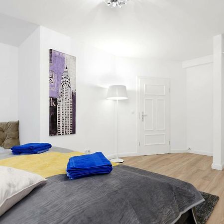 Big Central City Apt. Potsdamer Platz Берлин Екстериор снимка